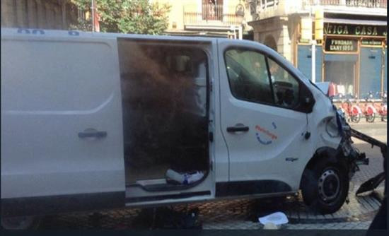 Στη Βαρκελώνη ο Γάλλος ΥΠΕΞ: 26 Γάλλοι τραυματίες, 11 σε σοβαρή κατάσταση